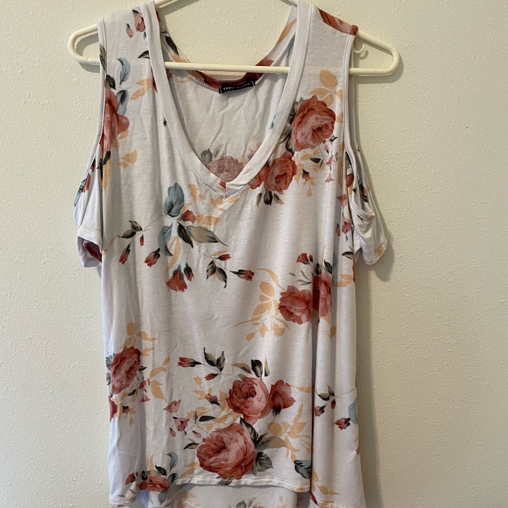 Sweet Claire Cold shoulder Summer Top